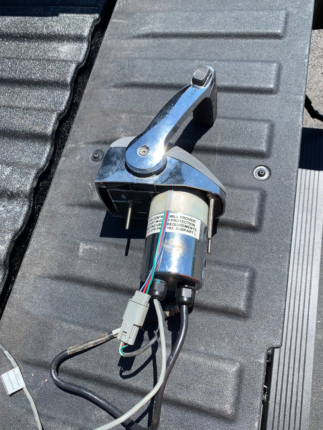 Evinrude Etec Icon Electric throttle control The Hull Truth Boating