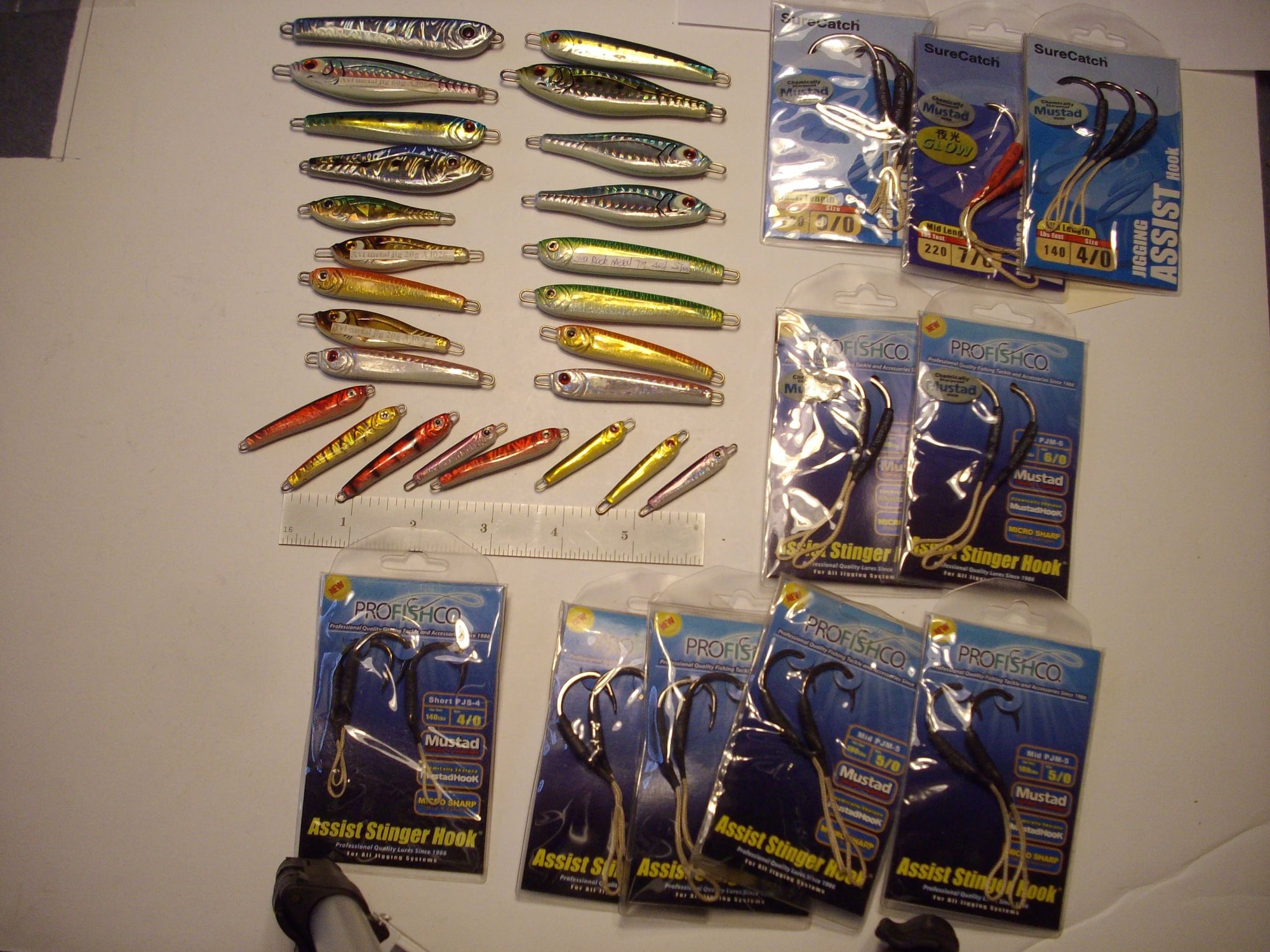 SOLD//Metal jigs/assist hooks/new/$79.00 - The Hull Truth