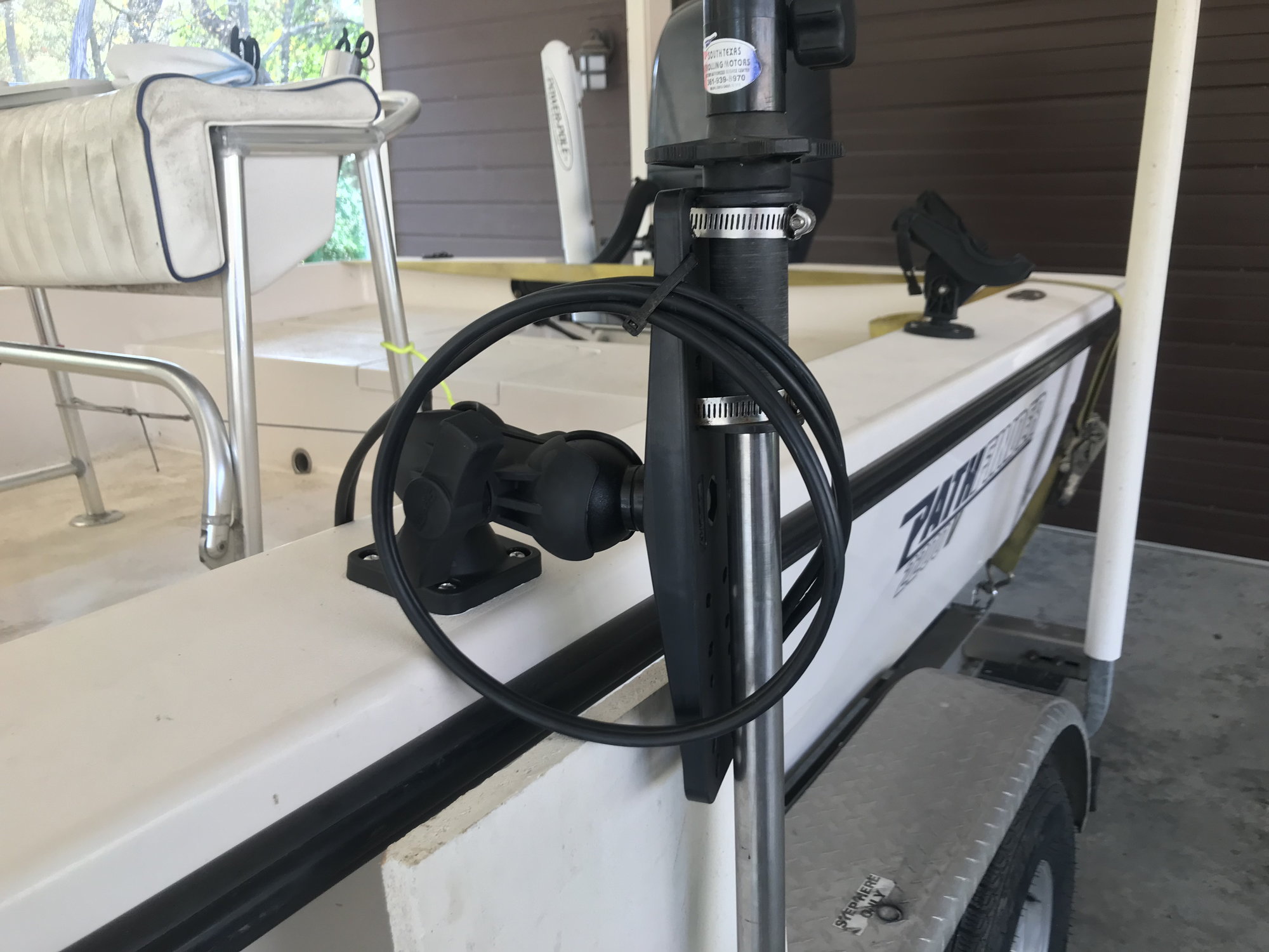 Anyone tried mounting a transducer to a pole? - The Hull Truth - Boating  and Fishing Forum
