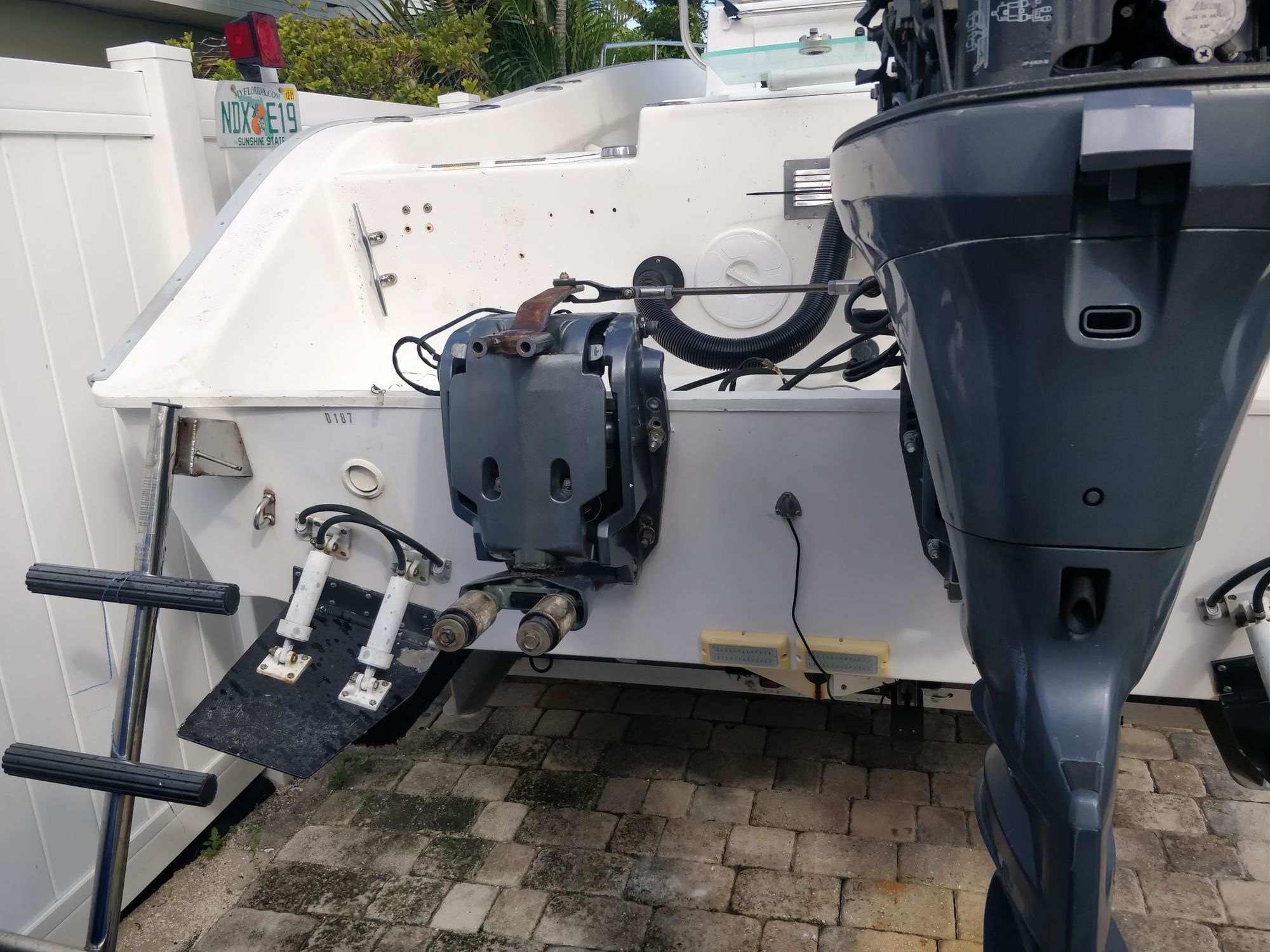 2005 Yamaha F150 hole in upper exhaust burned right through apron on