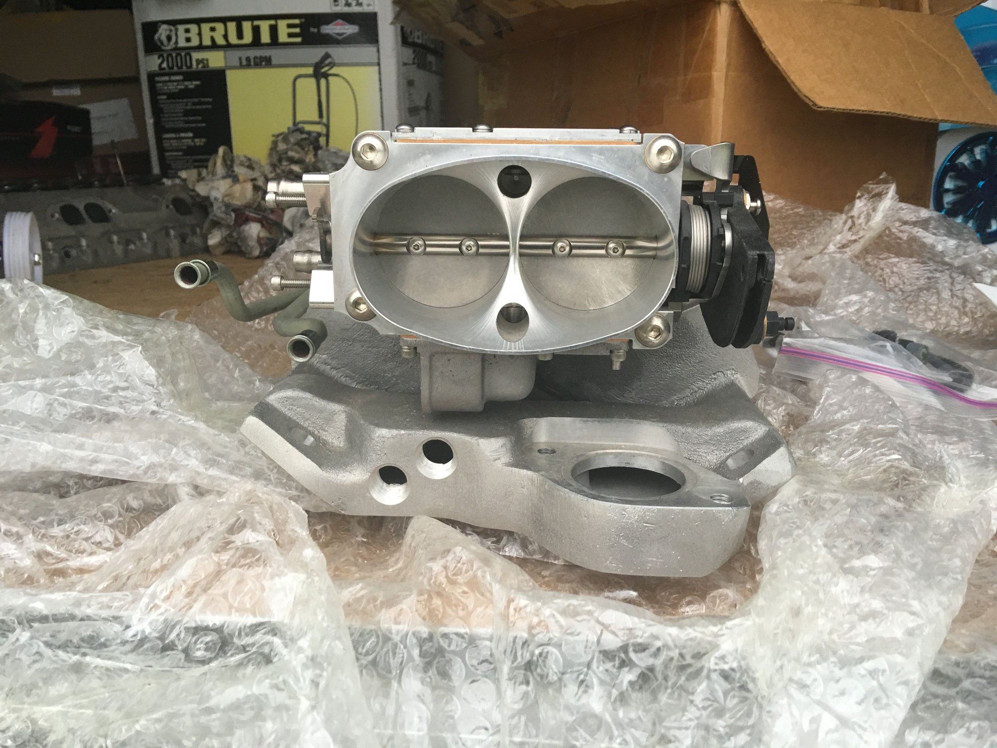 BNIB TPIS Miniram with fuel rail kit & Arizona speed & marine 58mm TB