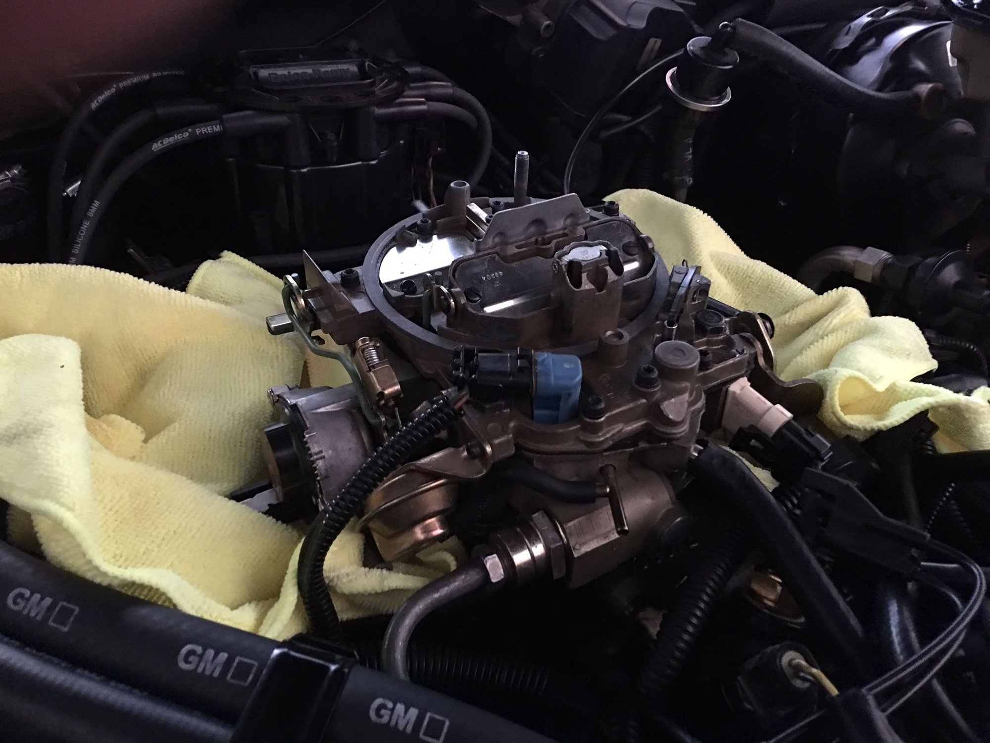 Rochester 4 Barrel Quadrajet Carburetor with Electronic Choke and Blue