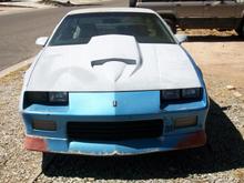 September 27, 2009 003
Love this hood. "Stinger Hood"...looking for the grill that come with fog lights. At this point I dont care if  it says camaro or just the bow tie.