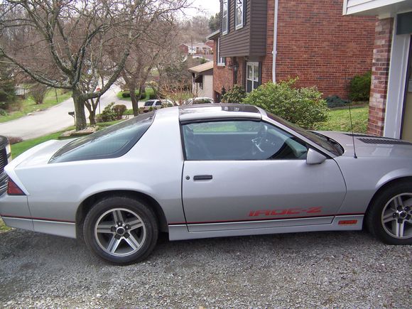 1985 silver iroc-z z28
