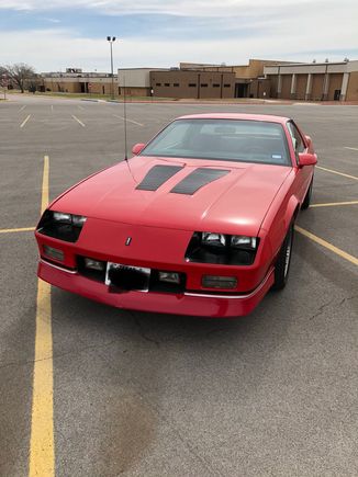 You can really see it, but that gap has been there whenever I first got her.