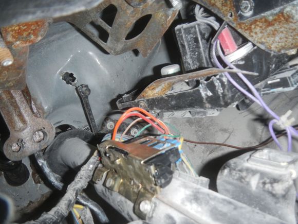 Ignition switch swapped out.