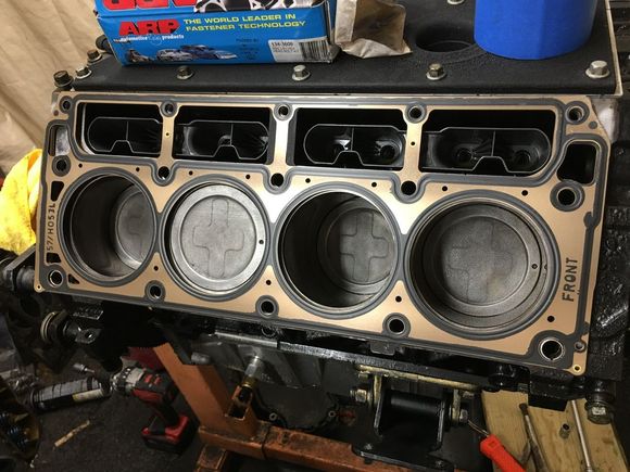 Boosted 5.3 with LS1 GM stock MLS gaskets and ARP bolts. 