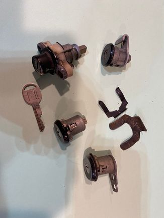 complete set locks with key $75