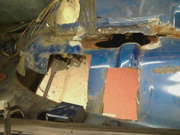 camero.wheelwell rust cut out