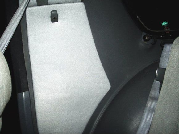 10 7 2010d Speaker covers redone to match headliner