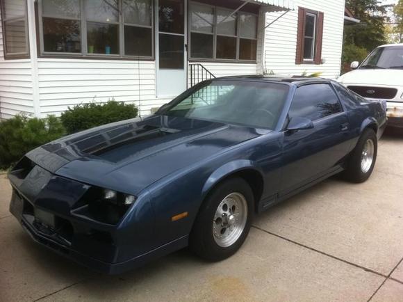 1984 Z28, it's been repainted but this car is super clean. That's the whole reason I bought it. 121000km
