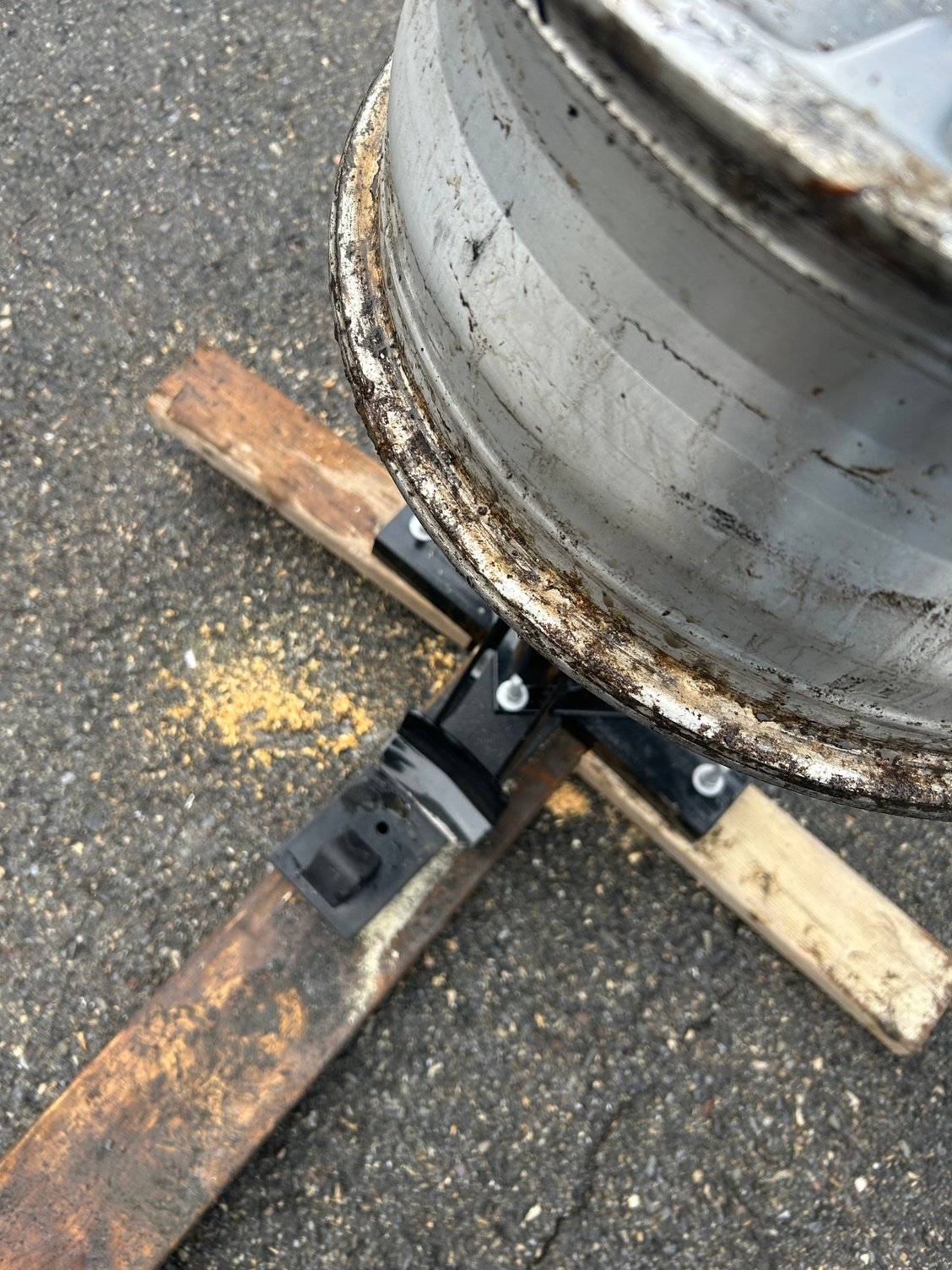 Look at all that corrosion