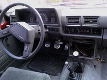 interior has no stereo,speaker,or any type of box that goes where the stereo is mounted.