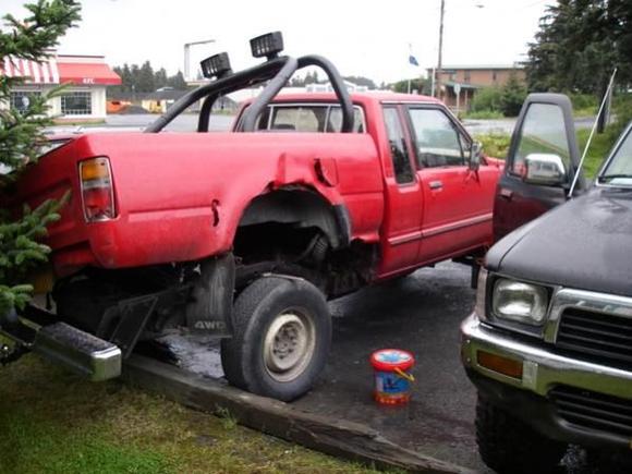 Figgered this trick out the first time I had to swap a fuel pump. Not a fan of dropping fuel tanks, think I swapped pumps three times on OlR before changing out the tank and all the lines