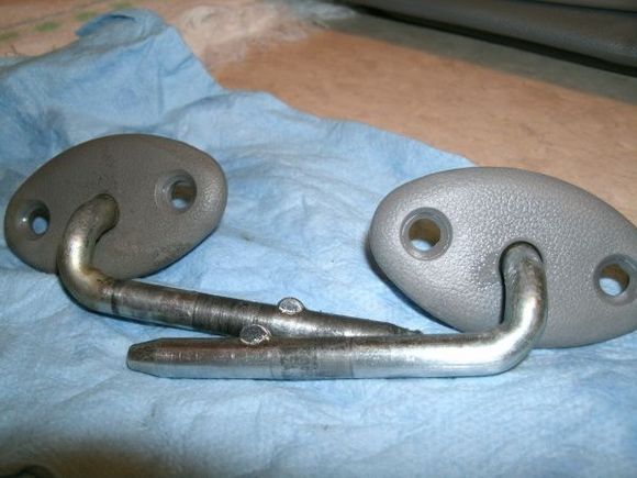 600xInterior refurb visors mounts clean dirty sidebyside2