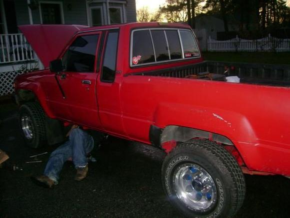 Getting the old exhaust manifold out
What a PITA!!!