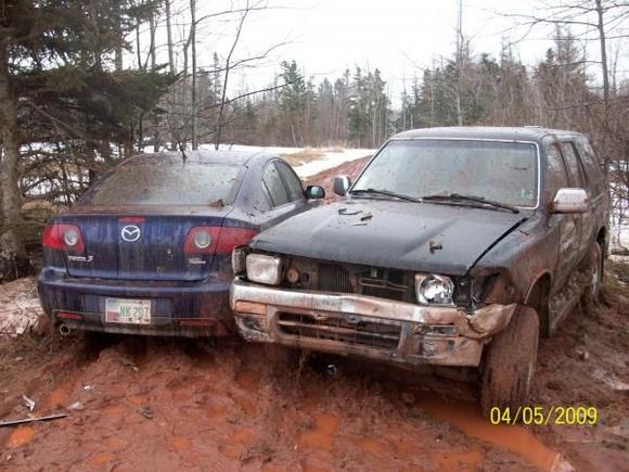 Smashed vehicles 005