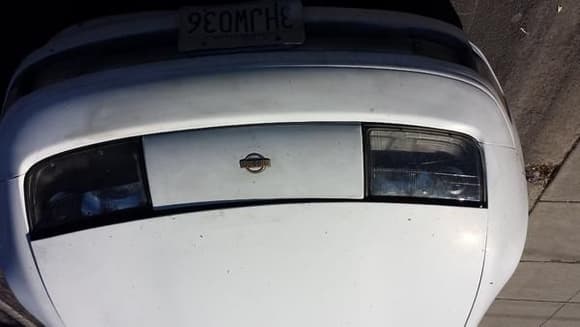 1993 Z32 Hood issue