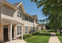 Victorian Gardens 128 Reviews Holtsville Ny Apartments For