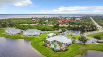Charleston Cay Apartments - Port Charlotte, FL