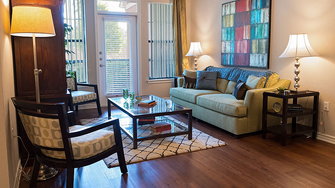 Bristol Place Apartments - Baton Rouge, LA