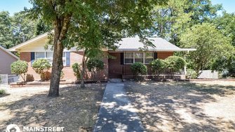 1944 Mountain Dr - Birmingham, AL