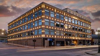 BLUEBIRD FLATS - Sioux City, IA