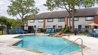 Harbour Point Apartments - Webster, TX