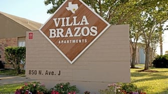 Villa Brazos Apartments - Freeport, TX