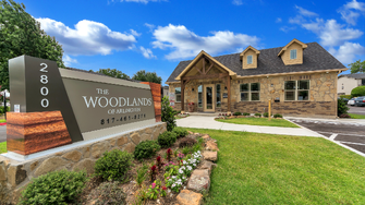 Woodlands of Arlington Apartments - Arlington, TX