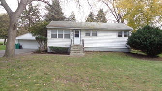 1355 S Oakland Ave - Villa Park, IL