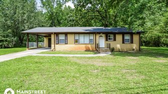 2740 5th Street Northeast - Center Point, AL