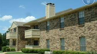 Strawberry Hill Apartments - Mesquite, TX