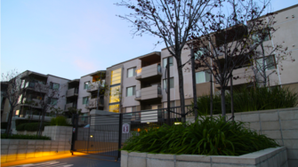 Cahuenga Place Apartments - Universal City, CA