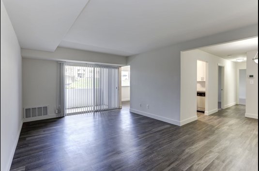 Satyr Hill Apartments - 66 Reviews | Parkville, MD Apartments for Rent