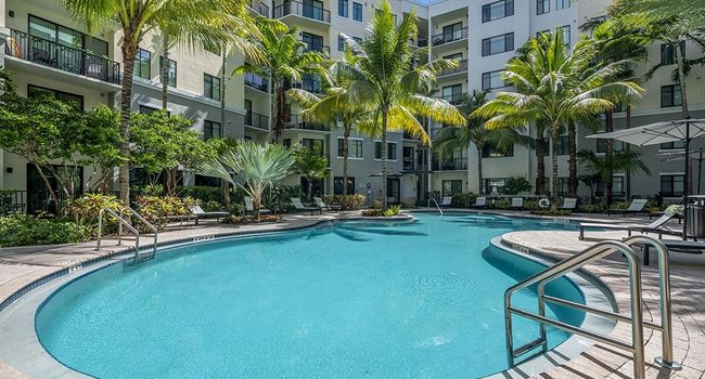 Bell Lighthouse Point - 37 Reviews | Pompano Beach, FL ...