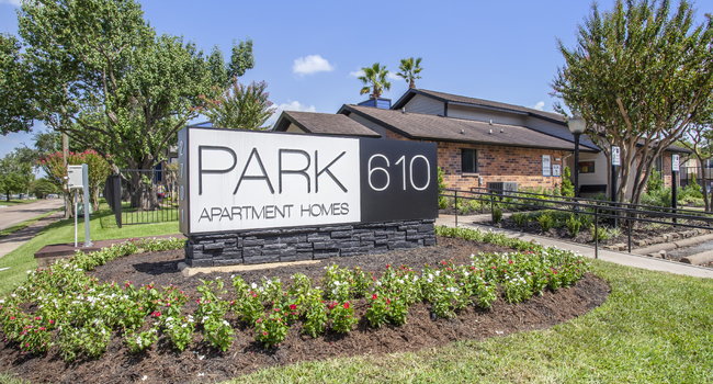 Park 610 Apartment Homes - Houston TX