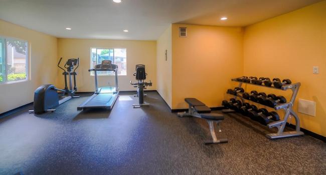 Cypress Park Apartments - 17 Reviews | Cypress, CA Apartments for Rent