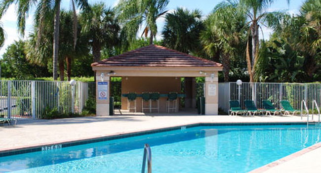 Villas at Cove Crossing Apartments - Lantana FL