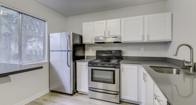 Onyx Apartments 194 Reviews Redmond Wa Apartments For Rent