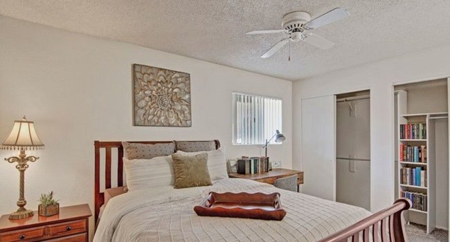 Stillwater Apartments 65 Reviews Glendale Az Apartments