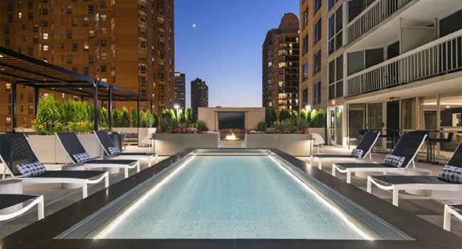 One East Delaware - 137 Reviews | Chicago, IL Apartments ...