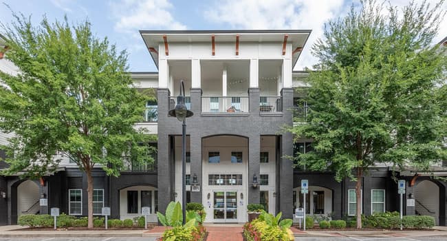 The Everly at Historic Franklin Apartments - Franklin TN