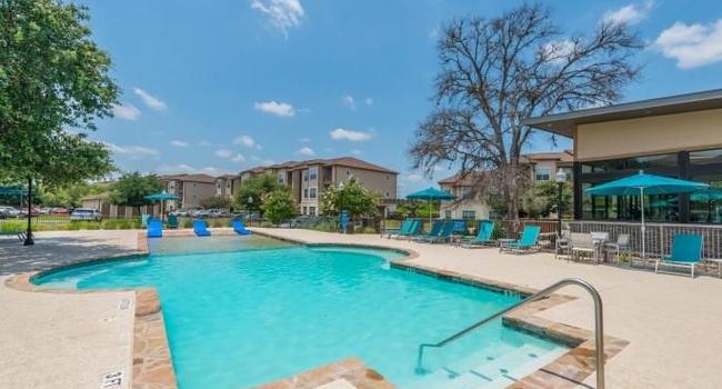 Laurel Canyon Apartments - 164 Reviews | San Antonio, TX Apartments for