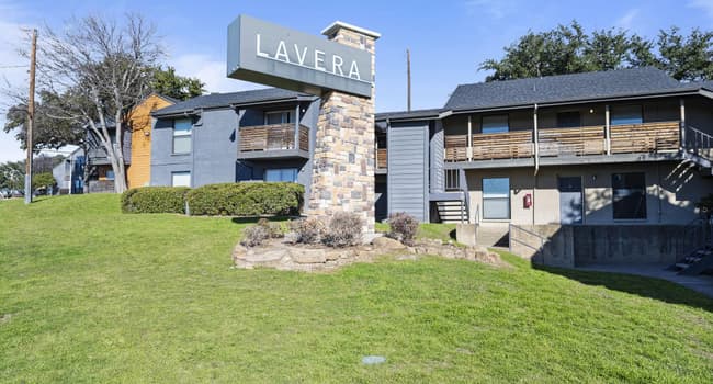 Lavera at Lake Highlands Apartments - Dallas TX