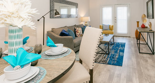 Lincoln Place Apartments - Loveland CO