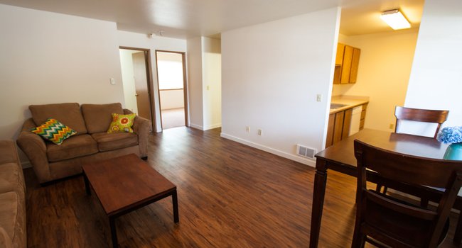 University Park And Place 10 Reviews Ellensburg Wa Apartments