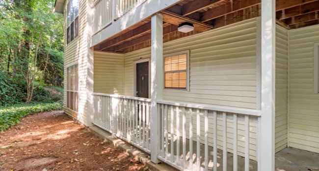 Dunwoody Village Apartment Homes - 272 Reviews | Atlanta ...