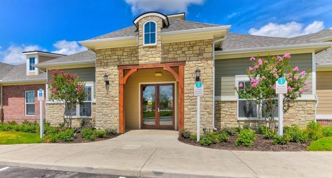 The Heights at Converse Apartments - 44 Reviews | Converse, TX