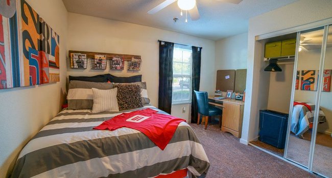 Student Quarters Murfreesboro Hazelwood 23 Reviews Murfreesboro Tn Apartments For Rent Apartmentratings C